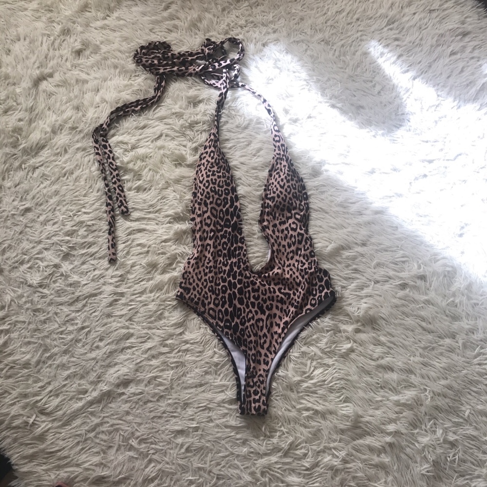 Brand new swimsuit monokini leopard high waisted s